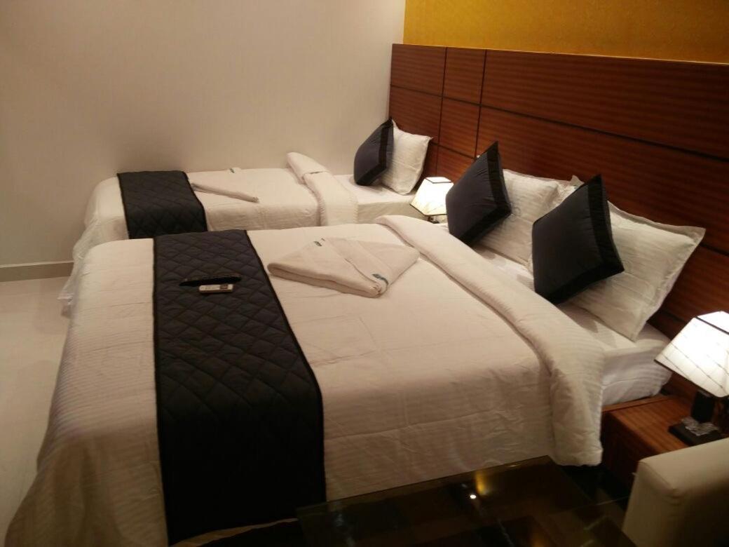 Hotel Spark Residency Chennai Bagian luar foto